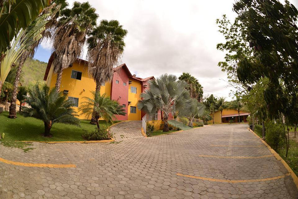 סלינס Hotel Tamburil מראה חיצוני תמונה
